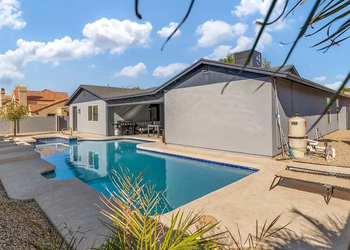 4 Bedroom Retreat Pool Dog Friendly Games Ferienhaus